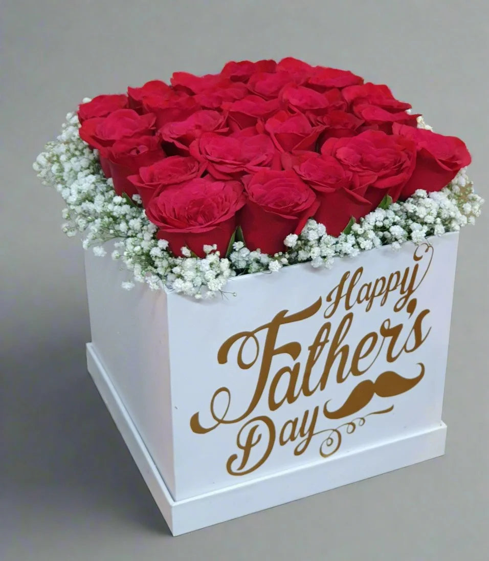 Red_Roses_and_a_Heartwarming_Box